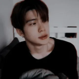 ⛓ 66f7ea96 Mann, Porträt, Person, Koreanisch, Innen telegram sticker