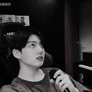 🕙 ef3d5871 telegram sticker