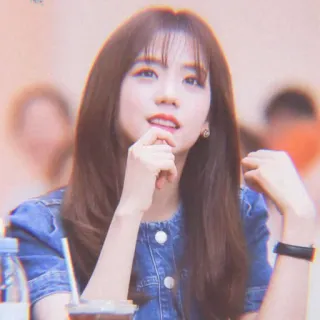 🍭 6c850c72 Jisoo penyanyi, K-pop, Blackpink, musik, selebriti, artis telegram sticker