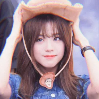 ⛓🍭 Jichu nya gucci : : @avatips whatsapp stickers
