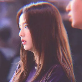 🍭 f38e16fd wanita, potret, korea, asia, profil, berambut cokelat telegram sticker