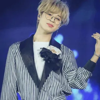 〰 f3a9f8bc Jimin kpop, bts, penyanyi, kacamata, jaket, mode, musik telegram sticker
