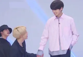 🦋 24705f12 whatsapp sticker