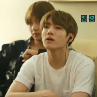 🍁 fe3dc27d 집중 K-Pop, Musik, Sänger, Band, Unterhaltung whatsapp sticker