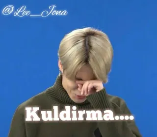 🌟 acde956e Kuldirma..... 悲伤, 哭泣, 情绪化, 人, 男性, 肖像 telegram sticker