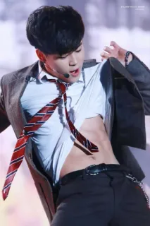 🔞 7d953128 hombre, abdominales, torso, masculino, camisa, corbata, K-Pop telegram sticker