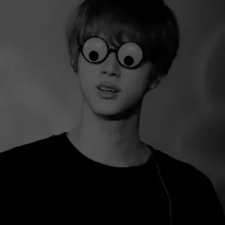 ✖️ 2d658500 Jin osoba, mężczyzna, piosenkarz, okulary, wytrzeszczone oczy, śmieszne, kpop telegram sticker