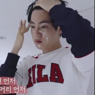 🐹 6000cf2e 먼 먼저
머리 먼저 person, beauty, skincare, Korean telegram sticker