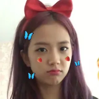 🦄 2fc7ca6f 女人, 女孩, 肖像, 蝴蝶, 草莓, 蝴蝶结, 可爱, 脸 telegram sticker