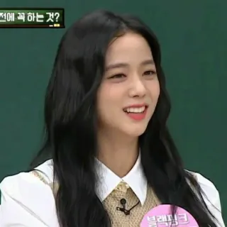🧃 06fc6860 Jisoo 전에 꼭 하는 것? K팝, 아이돌, 미소, 예쁜, 여자, 배우, 가수 telegram sticker
