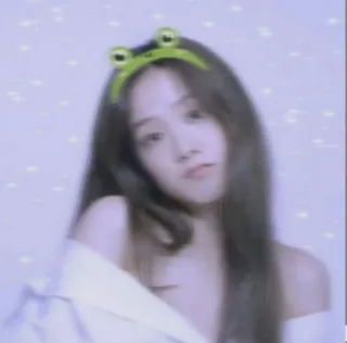 💜 1d87756c mulher, menina, retrato, sapo, tiara, beleza telegram sticker