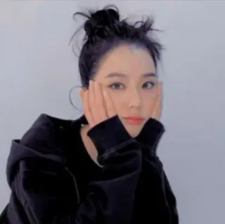 😐 ebe17ca5 mulher, retrato, pessoa, moletom com capuz, coreano telegram sticker