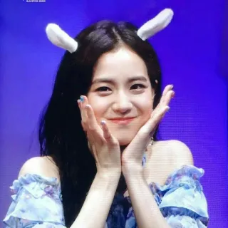 ☁️ 71cfd77a mulher, sorriso, retrato, tiara de orelhas, cabelo castanho, vestido telegram sticker