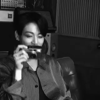 🎯 62703fe6 man, person, photographer, camera, black and white, portrait whatsapp sticker