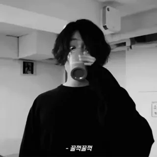🎯 c0a6f4f8 꿀꺽꿀꺽 korean, drinking, beverage, person, black and white whatsapp sticker