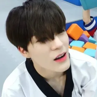 🤟 610cb42f person, male, taekwondo, martial arts, korean whatsapp sticker