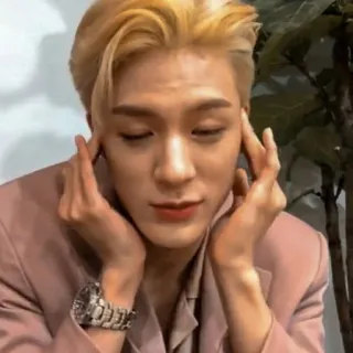 🤟 700a4150 whatsapp sticker