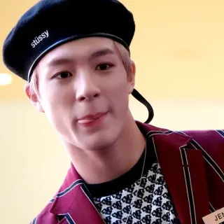 🤟 c14c28e0 stüssy man, stussy, beret, fashion, portrait whatsapp sticker