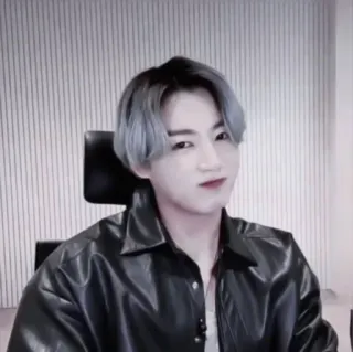 🍒 635e4381 Jungkook K팝, 아이돌, 가수, 음악, 연예인 telegram sticker