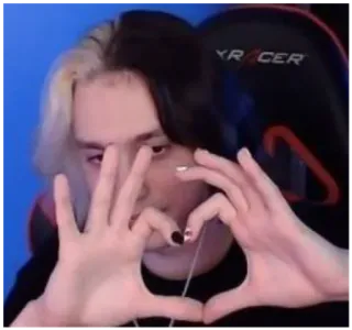 💗 381c75b8 người, trái tim, tim tay, game thủ, đàn ông, chân dung telegram sticker