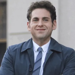 💡 1643f895 Jonah Hill persona, actor, famoso, Jonah Hill, sonrisa, retrato telegram sticker