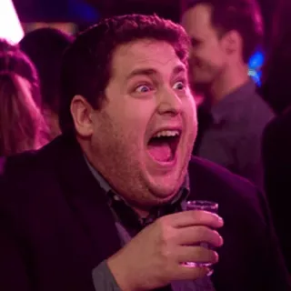 💡 9db4fe67 Jonah Hill actor, hombre, fiesta, bebiendo, impactado telegram sticker