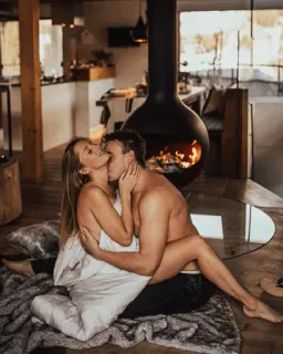 GIF SEXY💜‌➣@HOT6GiFbot 🫦💜 whatsapp stickers