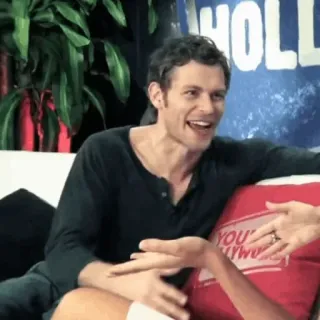 📰 24f509c2 YOU'RE HOLLYWOOD mężczyzna, celebryta, wywiad, Hollywood, talk show telegram sticker