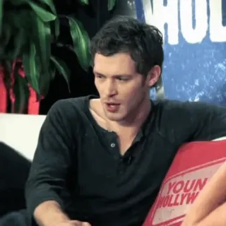 📰 4f5fee62 YOUNG HOLLYWOOD aktor, młody hollywood, wywiad, mężczyzna, portret, celebryta telegram sticker