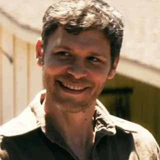 📰 79dc01e8 Klaus Mikaelson The Vampire Diaries mężczyzna, uśmiech, portret, aktor, wampir, The Originals, nadprzyrodzone telegram sticker