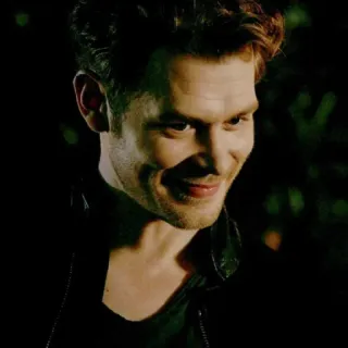 📰 82dec59a Klaus Mikaelson The Vampire Diaries Klaus Mikaelson, Pamiętniki Wampirów, wampir, przystojny, mężczyzna, portret telegram sticker