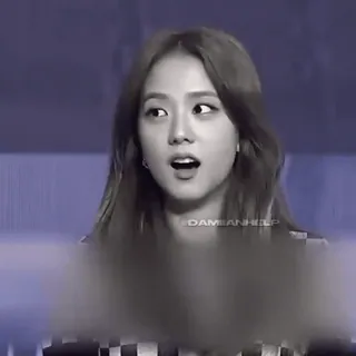 ❄️ 24939a4d DAMIANHELP portrait, person, woman, face, expression whatsapp sticker