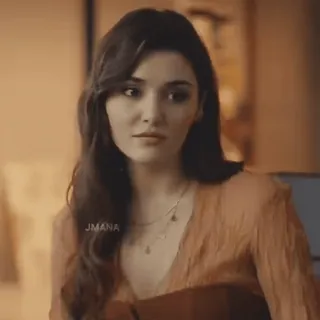 🍯 050386d1 JMANA wanita, orang, potret, berambut cokelat, kalung, kecantikan telegram sticker