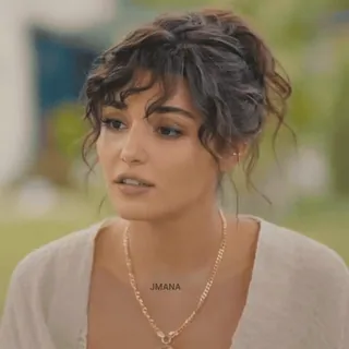 🍯 755d2a45 JMANA wanita, potret, wajah, kalung, perhiasan telegram sticker