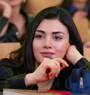 🍇 3af193e9 ผู้หญิง, ภาพเหมือน, นักเรียน, ในร่ม telegram sticker