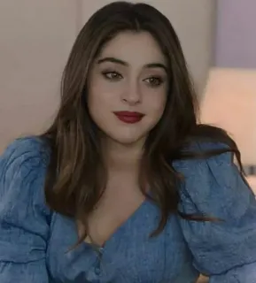 🍓 114412cb ผู้หญิง, ภาพเหมือน, ผมสีน้ำตาลเข้ม, คน, ผู้หญิง, หนุ่มสาว, สวย telegram sticker