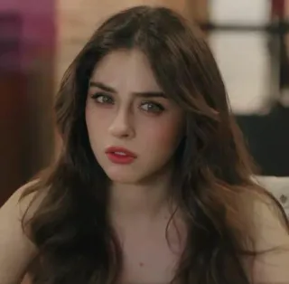 🍓 46581566 ผู้หญิง, ผมสีน้ำตาล, ภาพเหมือน, ผู้หญิง, สวย telegram sticker