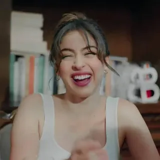 🍓 55a6aa4a ผู้หญิง, ยิ้ม, มีความสุข, ภาพเหมือน telegram sticker