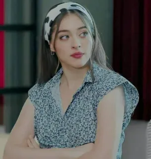 🍓 d6cc7b5f ผู้หญิง, ที่คาดผม, ภาพเหมือน, ผู้หญิง, บุคคล telegram sticker