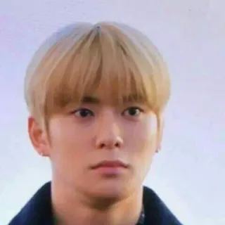 🦥 c1676946 portret, mężczyzna, osoba, twarz telegram sticker