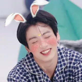 😄 748c260b dooly telinga kelinci, imut, tersenyum, orang, pria, potret telegram sticker