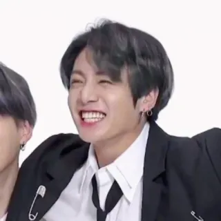 🥺 75017335 Jungkook kpop, bts, idol, sänger, lächeln, glücklich, porträt whatsapp sticker