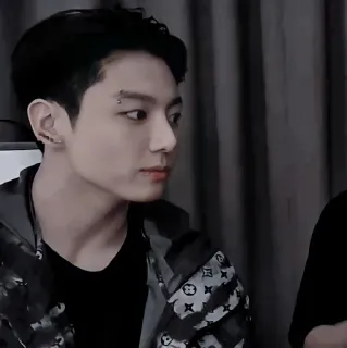 🌑 4741cb3a Jungkook kpop, cantor, música, idol, BTS whatsapp sticker