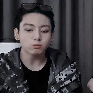 🌑 bbbf7960 Jeon Jungkook k-pop, Jungkook, BTS, cantor, celebridade, músico, ídolo whatsapp sticker