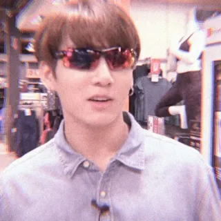 🐇 23c7d9f2 Jungkook Чонгук, BTS, Солнцезащитные очки, Kpop, Айдол telegram sticker