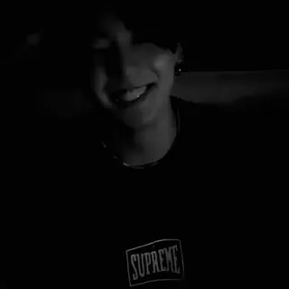 🎤 e714677a SUPREME Supreme, pakaian, kaos, fashion telegram sticker