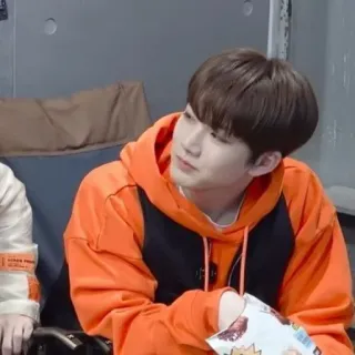 🪐 6f41c2fa telegram sticker