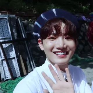 🪐 77f87cc6 telegram sticker