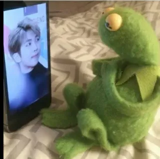 💜 9e4705ee Kermit Kermit de Kikker, Pop, Meme, Kikker, Internet, K-pop telegram sticker