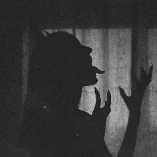 👿 e17d1f9c demone, diavolo, silhouette, donna, lingua, gotico, oscuro telegram sticker